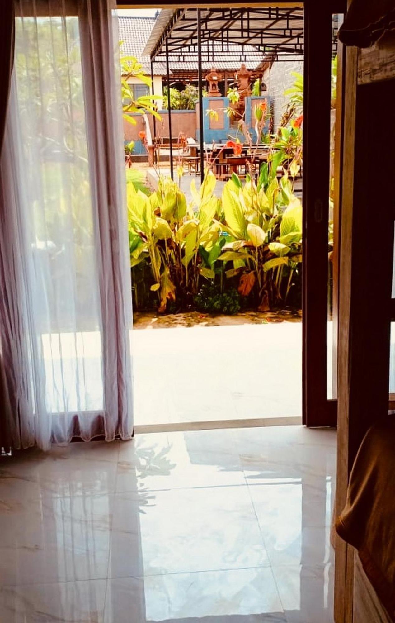 Dream Beach Hostel Lembongan Luaran gambar